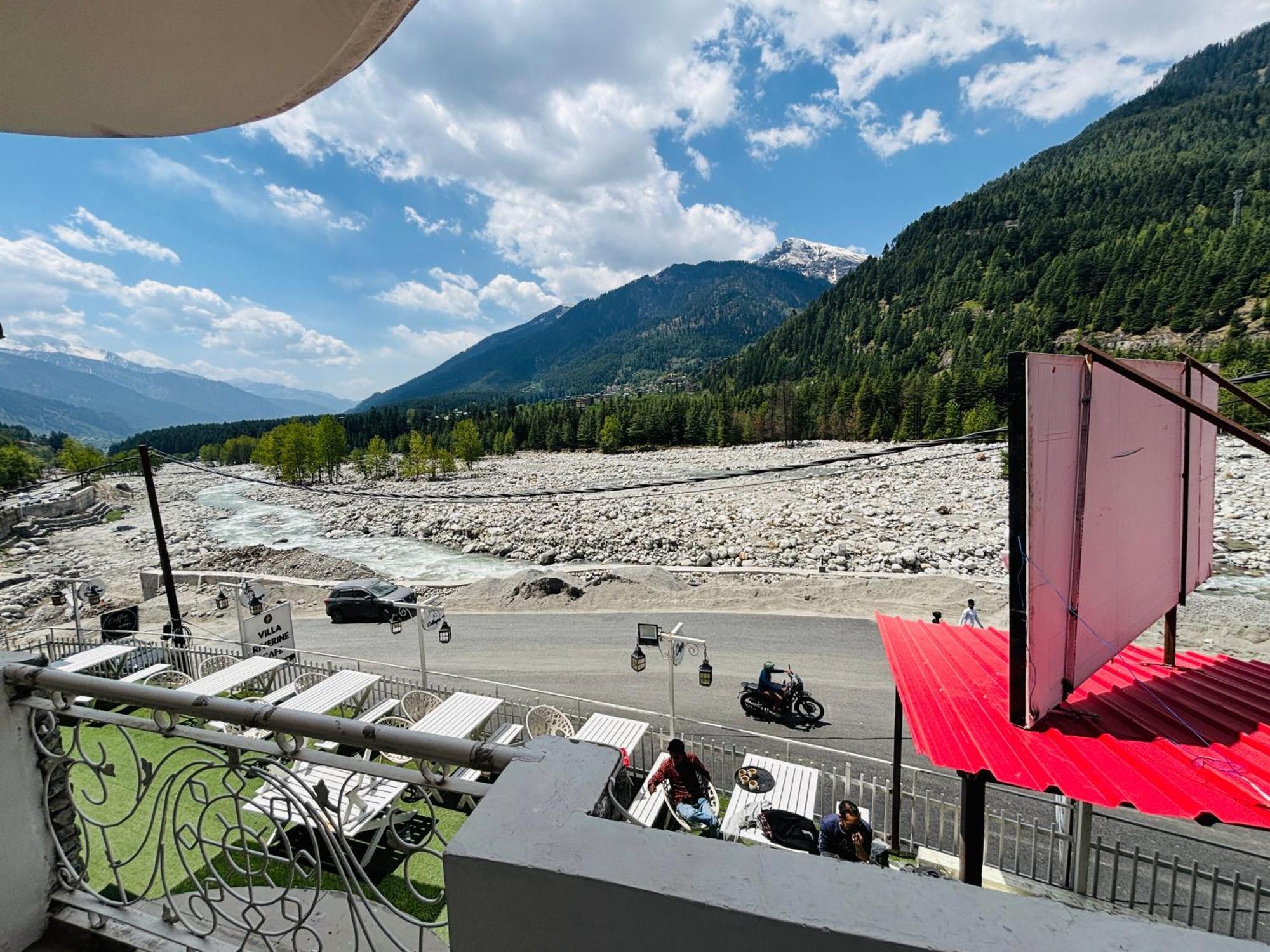 The Riverine Villa - Manali (Himachal Pradesh) — Foto’s 2